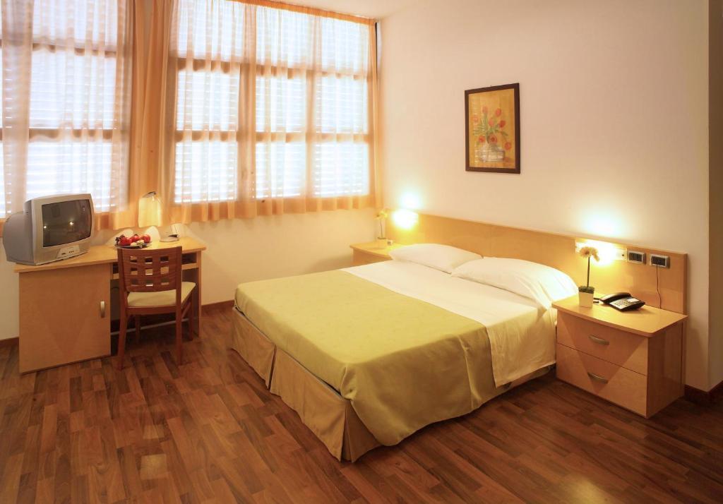 Hotel Polo Della Ceramica Faenza Pokój zdjęcie